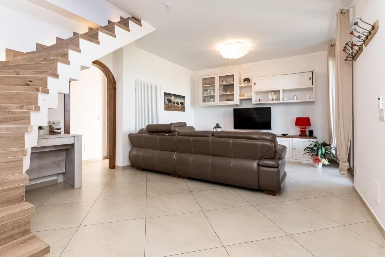 Villa Luxury - Sarzana Luni Εξωτερικό φωτογραφία